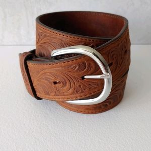 Justins Western Leather Belt Embossed